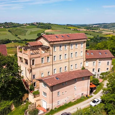 Bordona Hillside Retreat - Panoramic With Pool *
