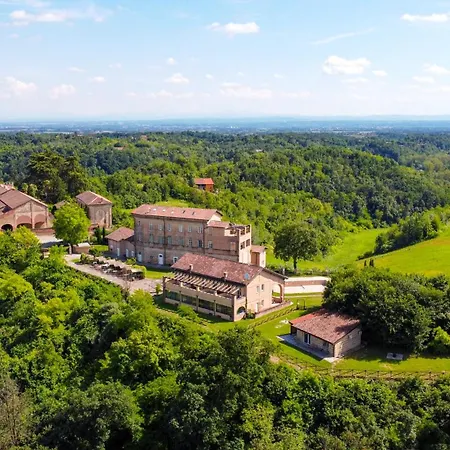 Chalet Bordona Hillside Retreat - Panoramic With Pool *