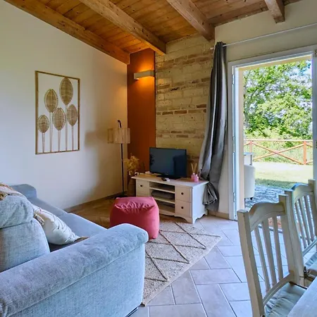 Chalet Bordona Hillside Retreat - Panoramic With Pool *