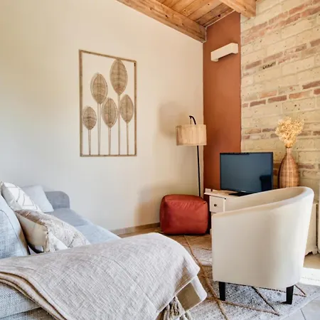 Bordona Hillside Retreat - Panoramic With Pool *
